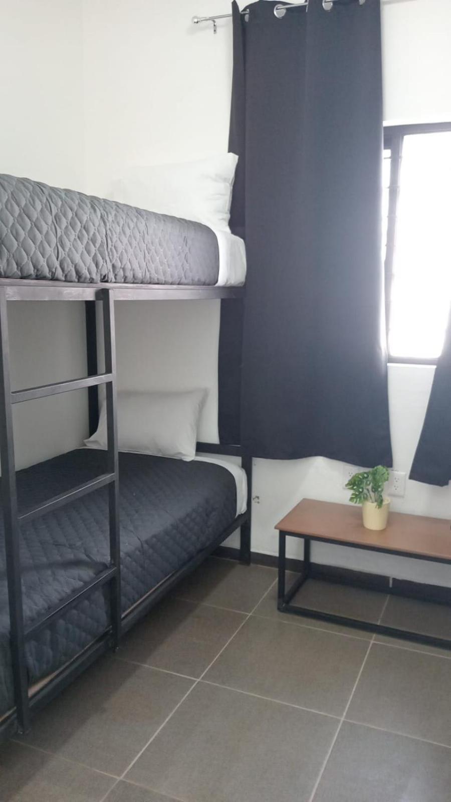Check Inn Hostal Aeropuerto Gdl Las Pintas Exterior photo