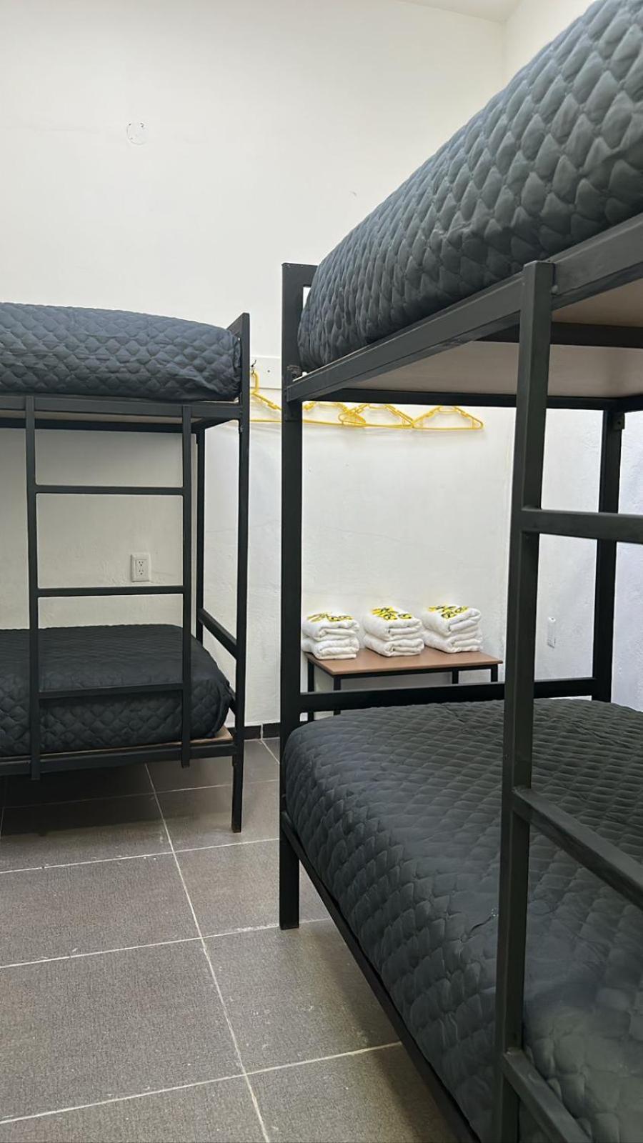 Check Inn Hostal Aeropuerto Gdl Las Pintas Exterior photo